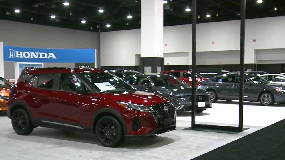 Milwaukee Auto Show opens at Baird Center [Video]