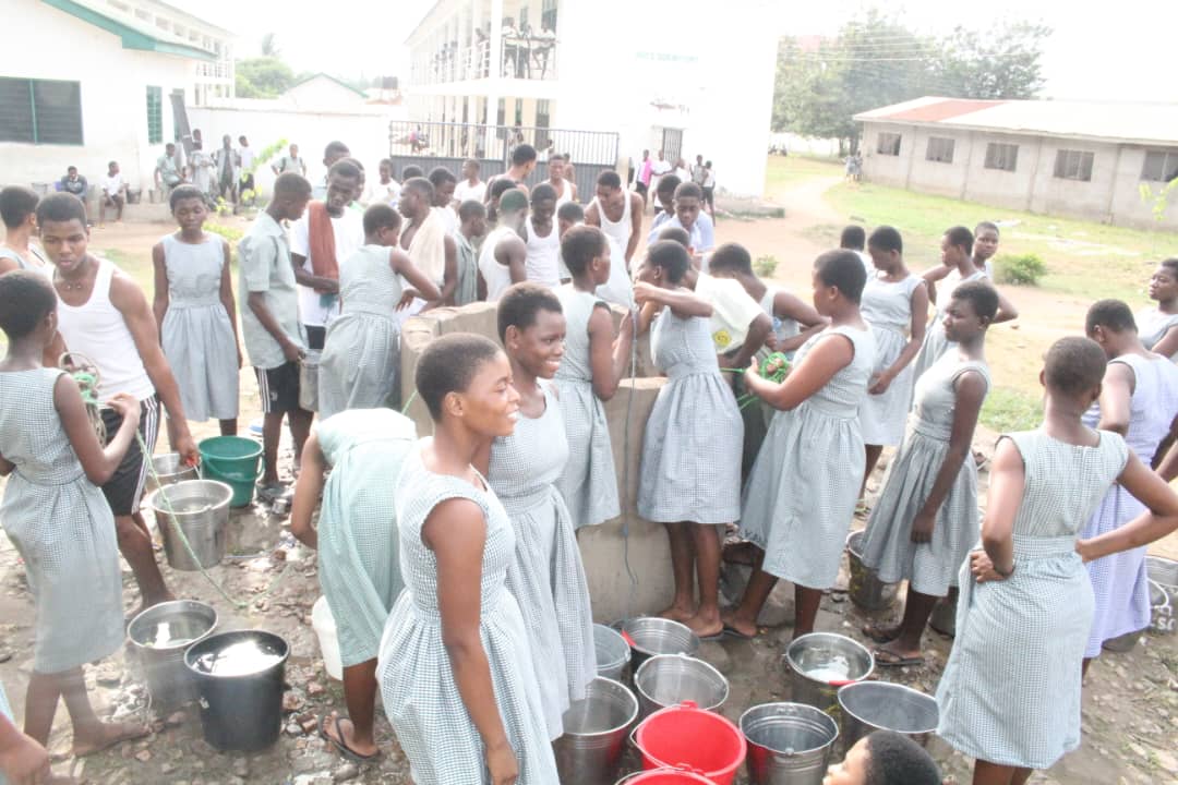 Sokode SecTech students perform ablution, headmaster appeals for help [Video]