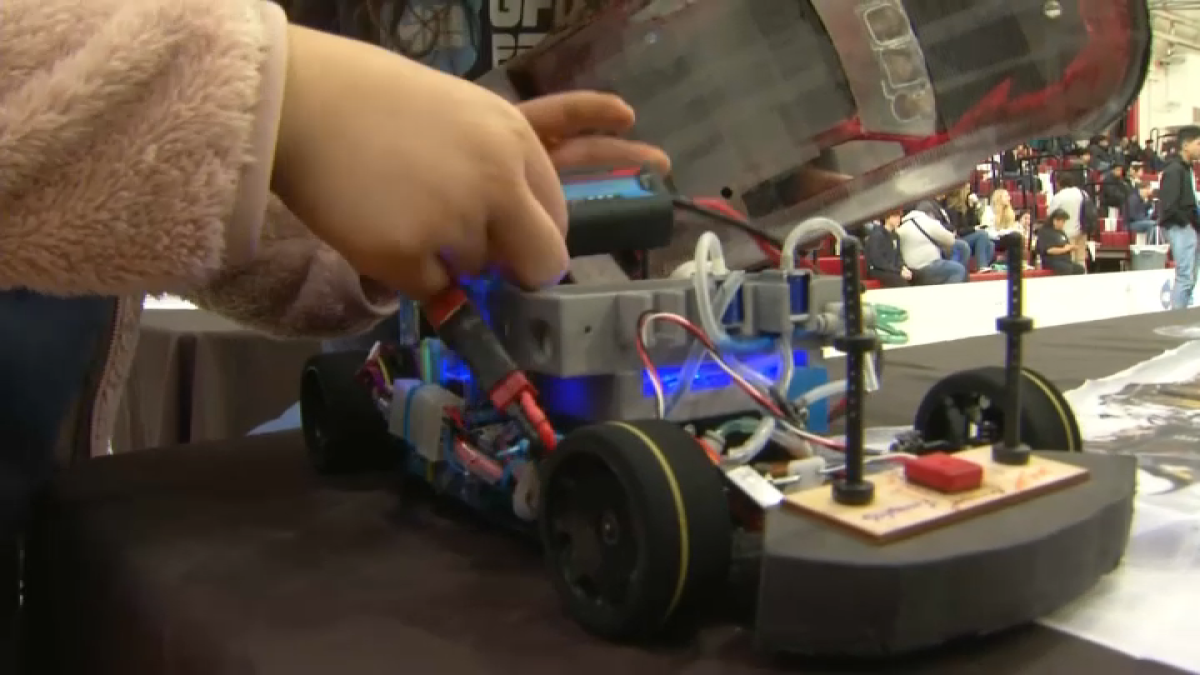 Student teams put hydrogen-powered, remote-control cars to the test in the East Bay  NBC Bay Area [Video]