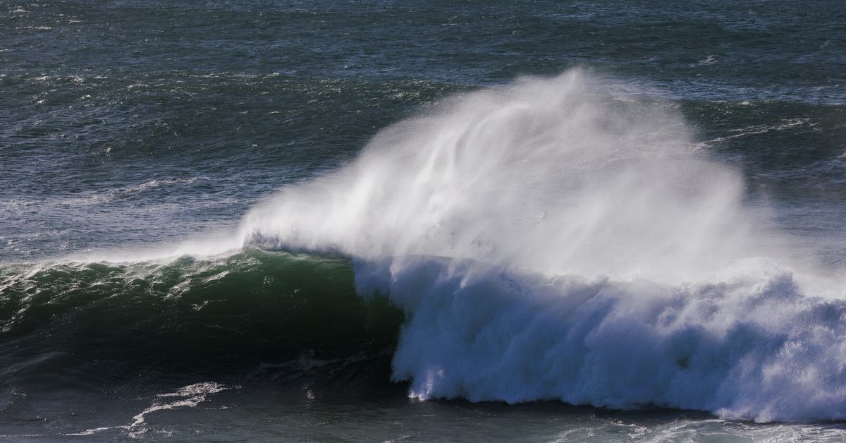 Hazardous surf warning for NSW coastal areas [Video]