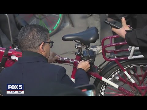 NYC unveils e-bike charging stations [Video]