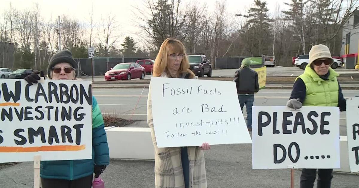 Climate activists call for MainePERS to divest from fossil fuel investments | State [Video]