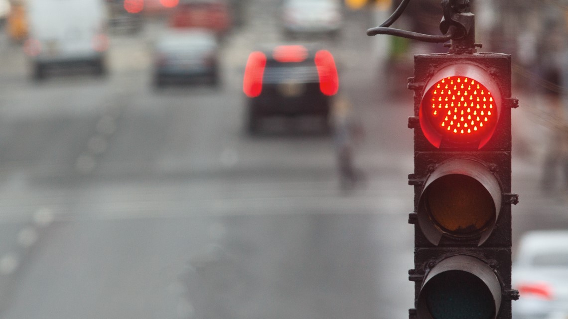 NC State researchers want 4th traffic light for autonomous cars [Video]