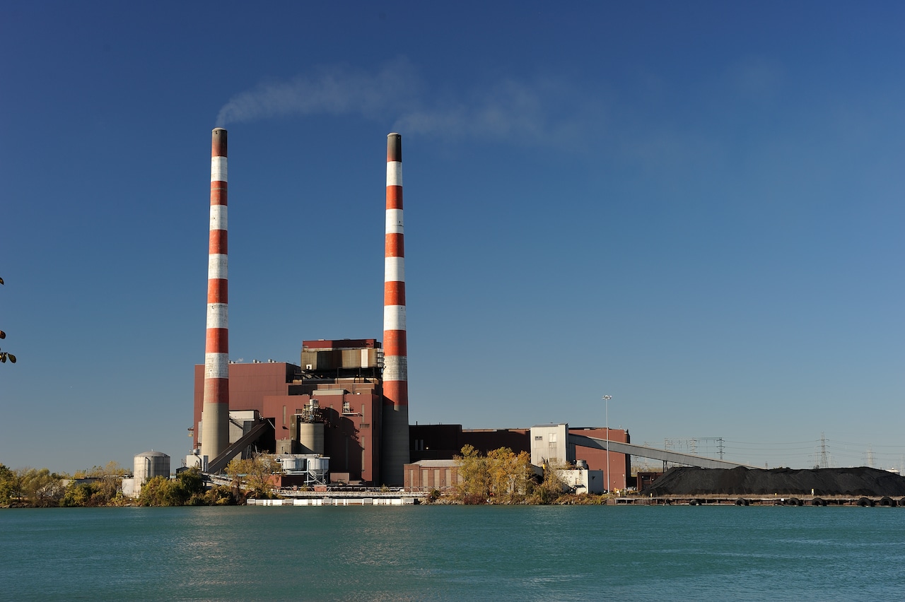 DTE to demolish Trenton Stacks at old coal-fired power plant [Video]