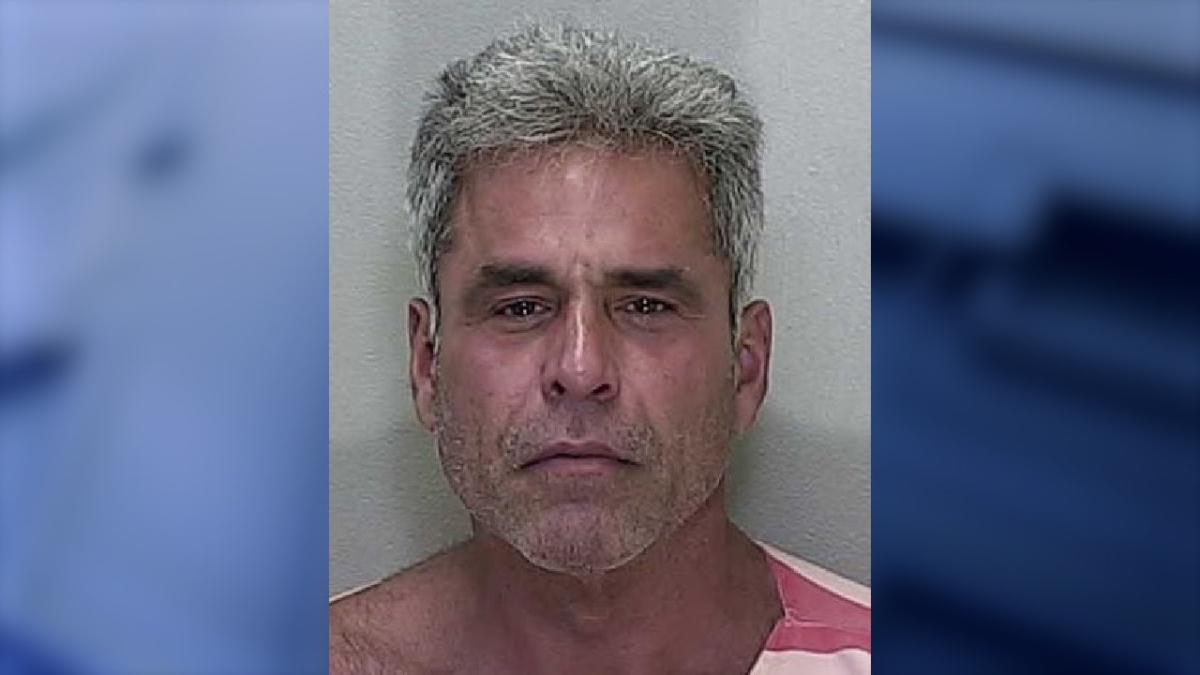 Florida man surrenders after 20-hour standoff following alleged kidnapping, deputies say [Video]