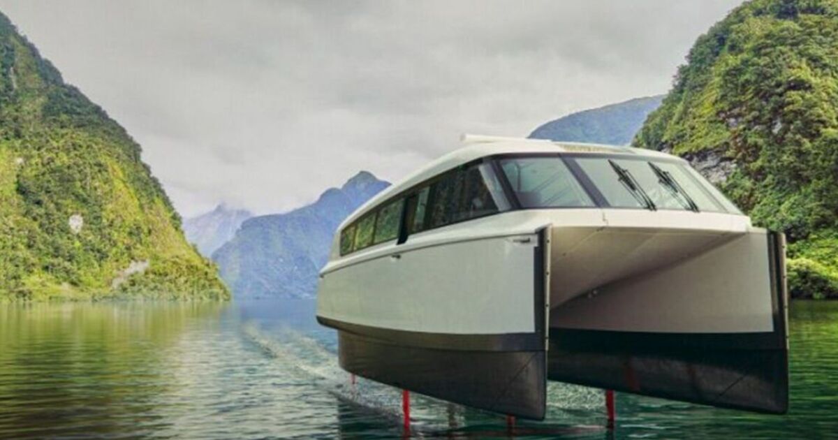 Watch as worlds first flying electric ferry takes to the water with scarcely a ripple | Science | News [Video]