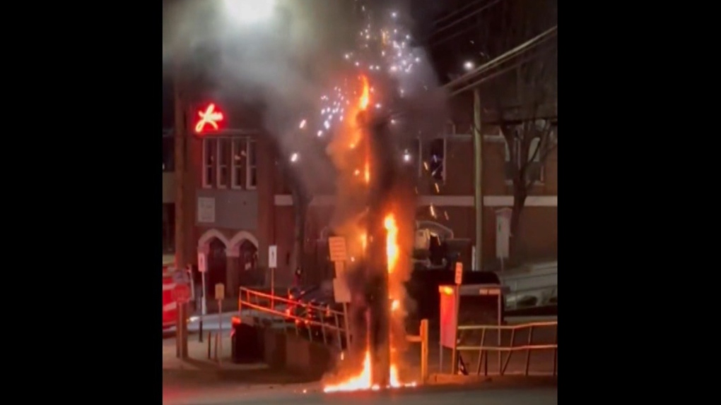 BC Hydro pole set on fire in downtown Nanaimo [Video]