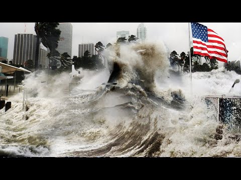 USA now! New Hampshire is underwater! Big waves and flash floods swept away houses and cars [Video]