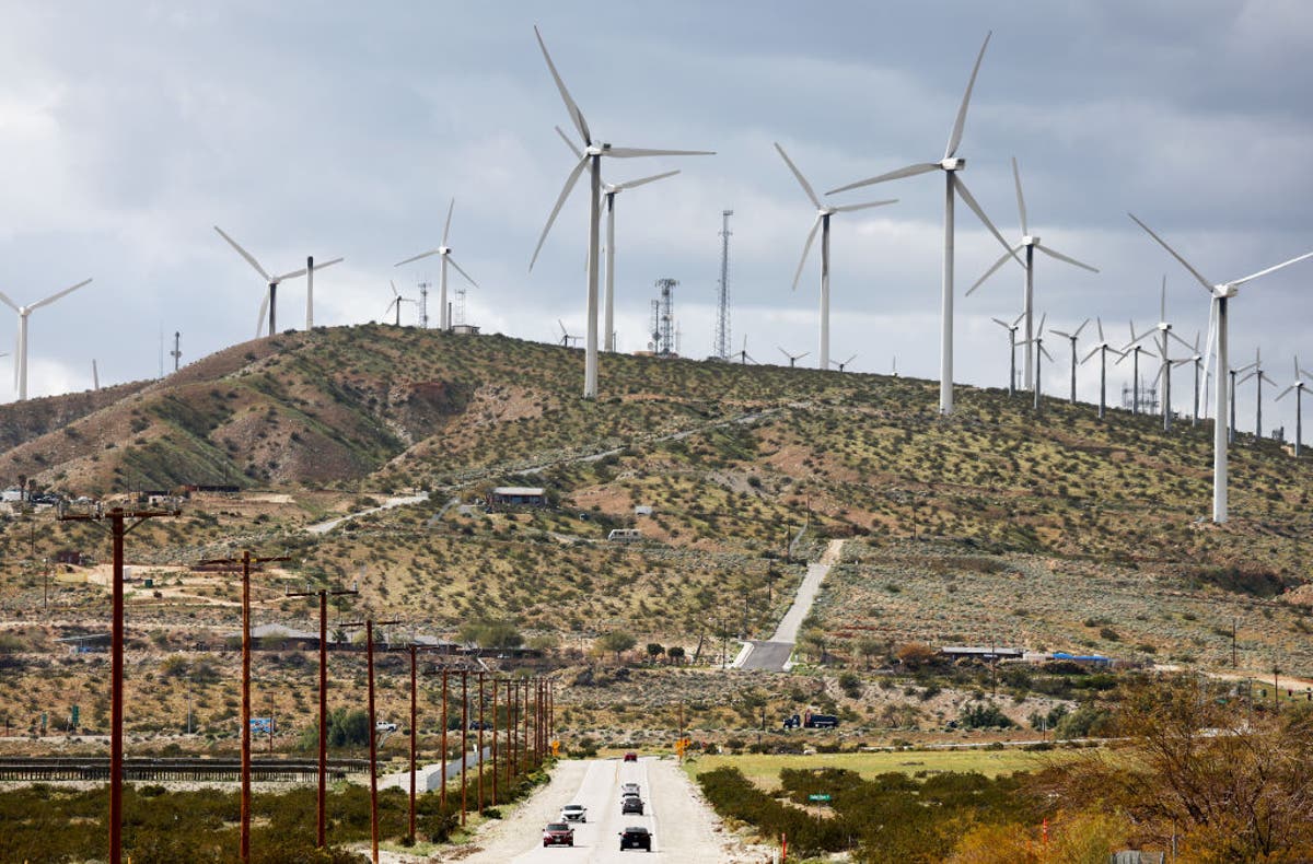 How wind turbines affect US home values [Video]