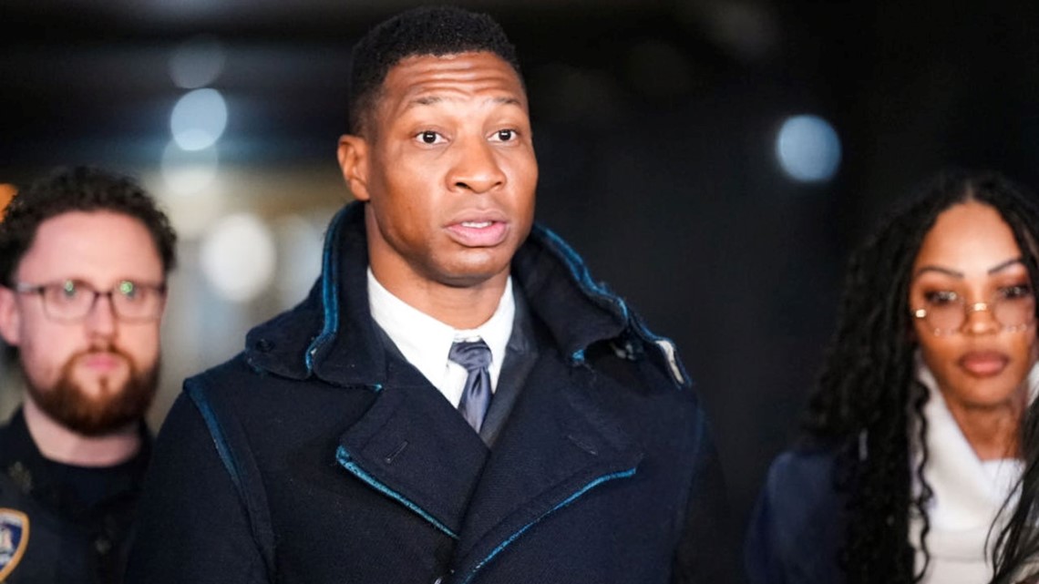Jonathan Majors Accused of Strangling Ex-Girlfriend Grace Jabbari in New Lawsuit for Defamation, Assault [Video]