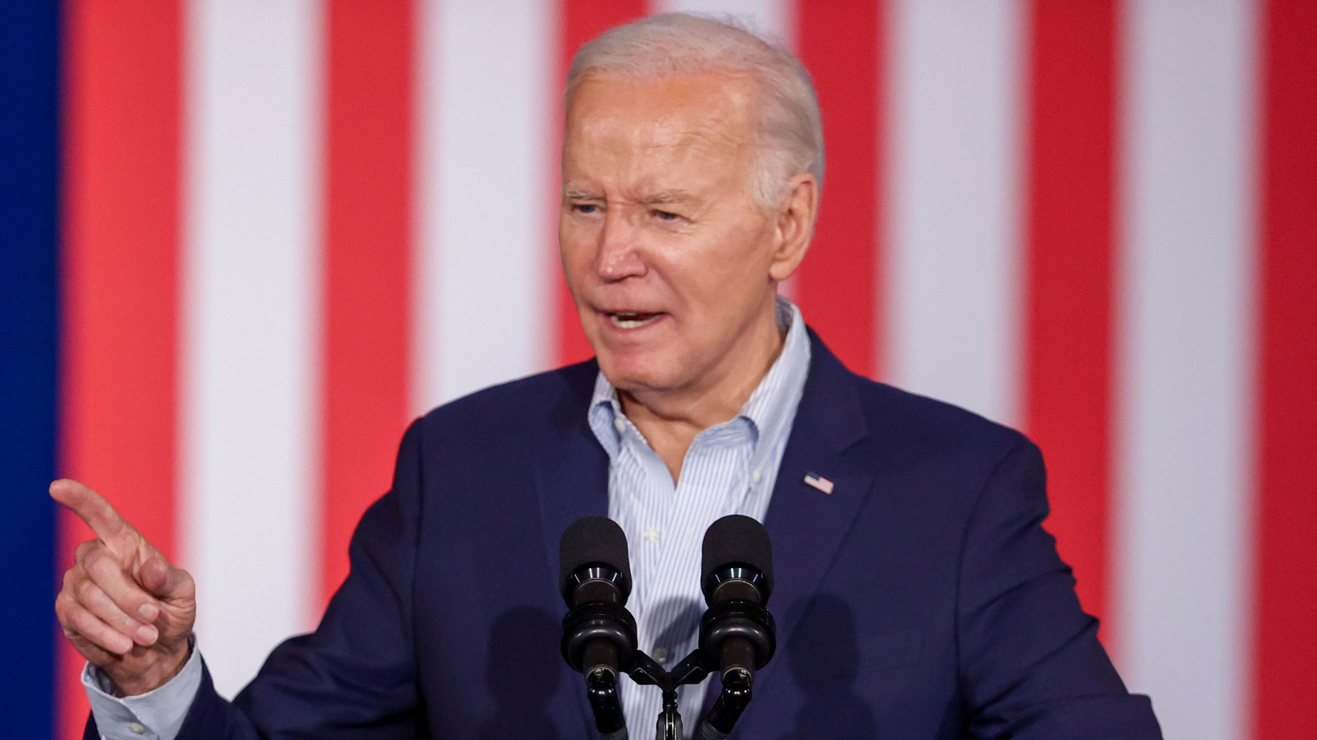 ‘Greed never fails to rear its ugly self,’ drivers fume over Biden’s new plan to push out gas cars for electric vehicles [Video]