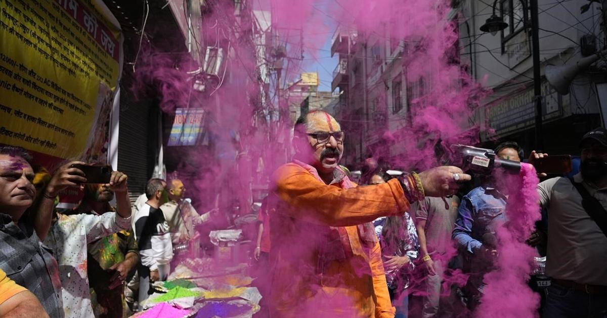 India celebrates Holi, the Hindu festival of color that marks the reawakening of spring [Video]