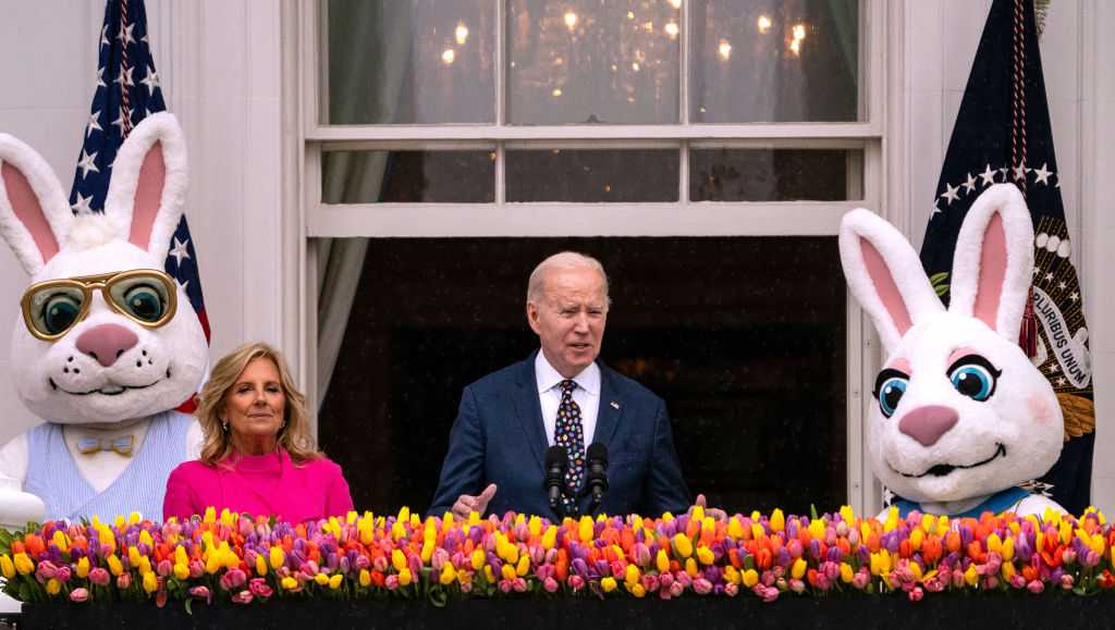 White House Easter egg roll draws a huge crowd after storm-delayed start [Video]