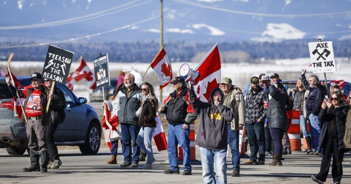 Weve had enough: Protests over carbon price hike halt traffic across Canada [Video]