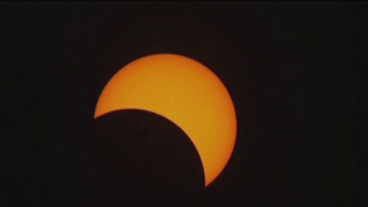 Total solar eclipse  NBC Bay Area [Video]
