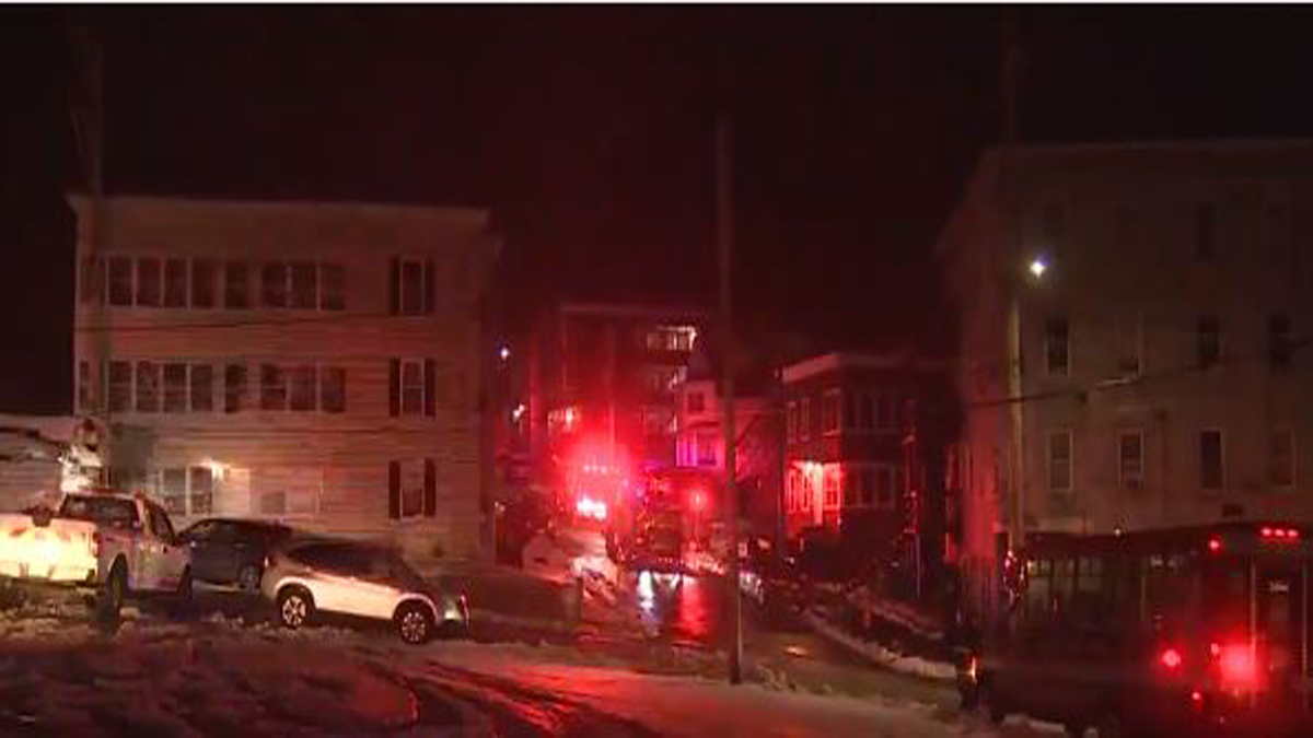 Fire crews battle blaze in multi-family home in Fitchburg – Boston News, Weather, Sports [Video]