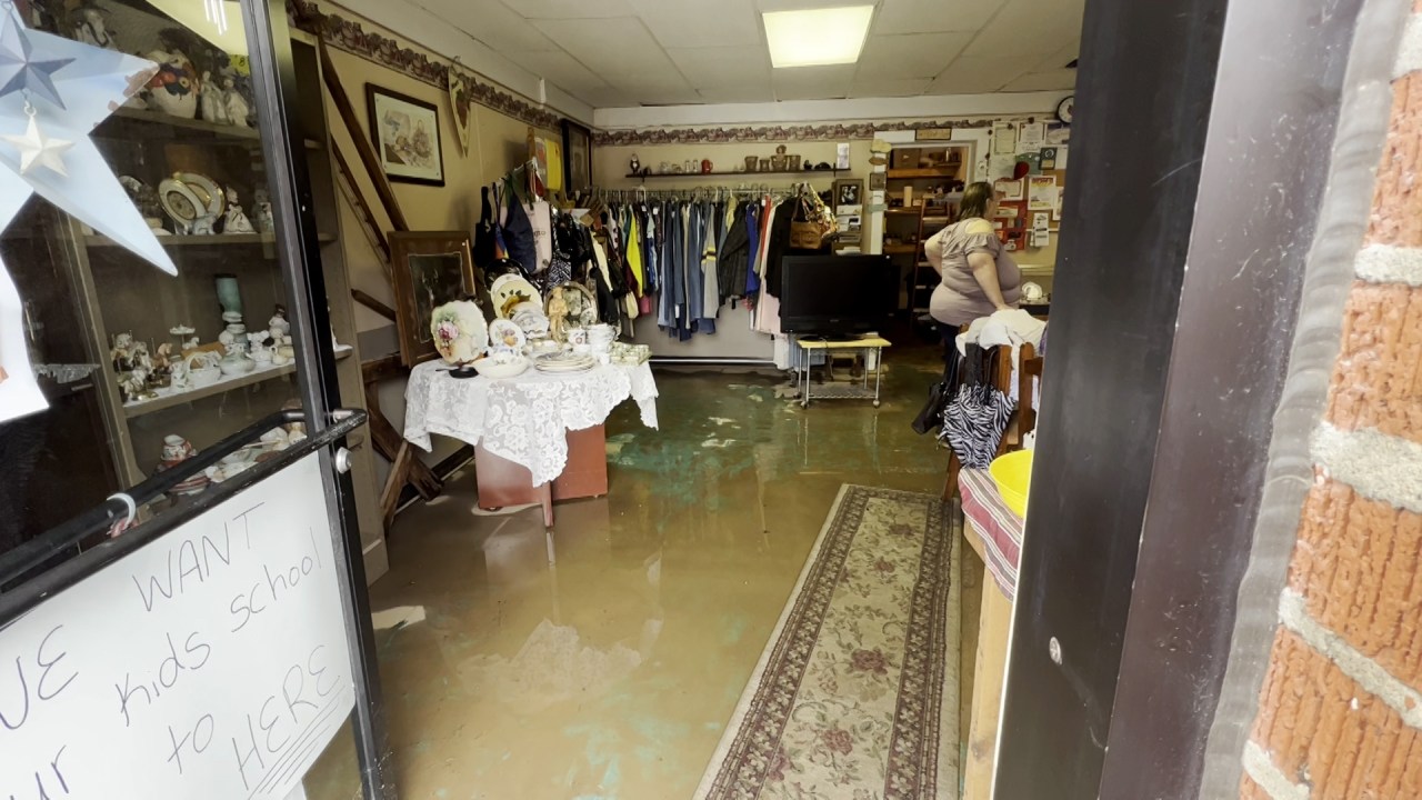 Salem community cleaning up after flooding [Video]