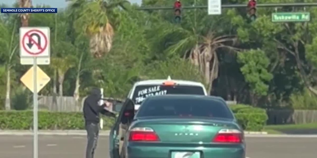 Florida carjacking caught on camera: Sheriff says body was found [Video]