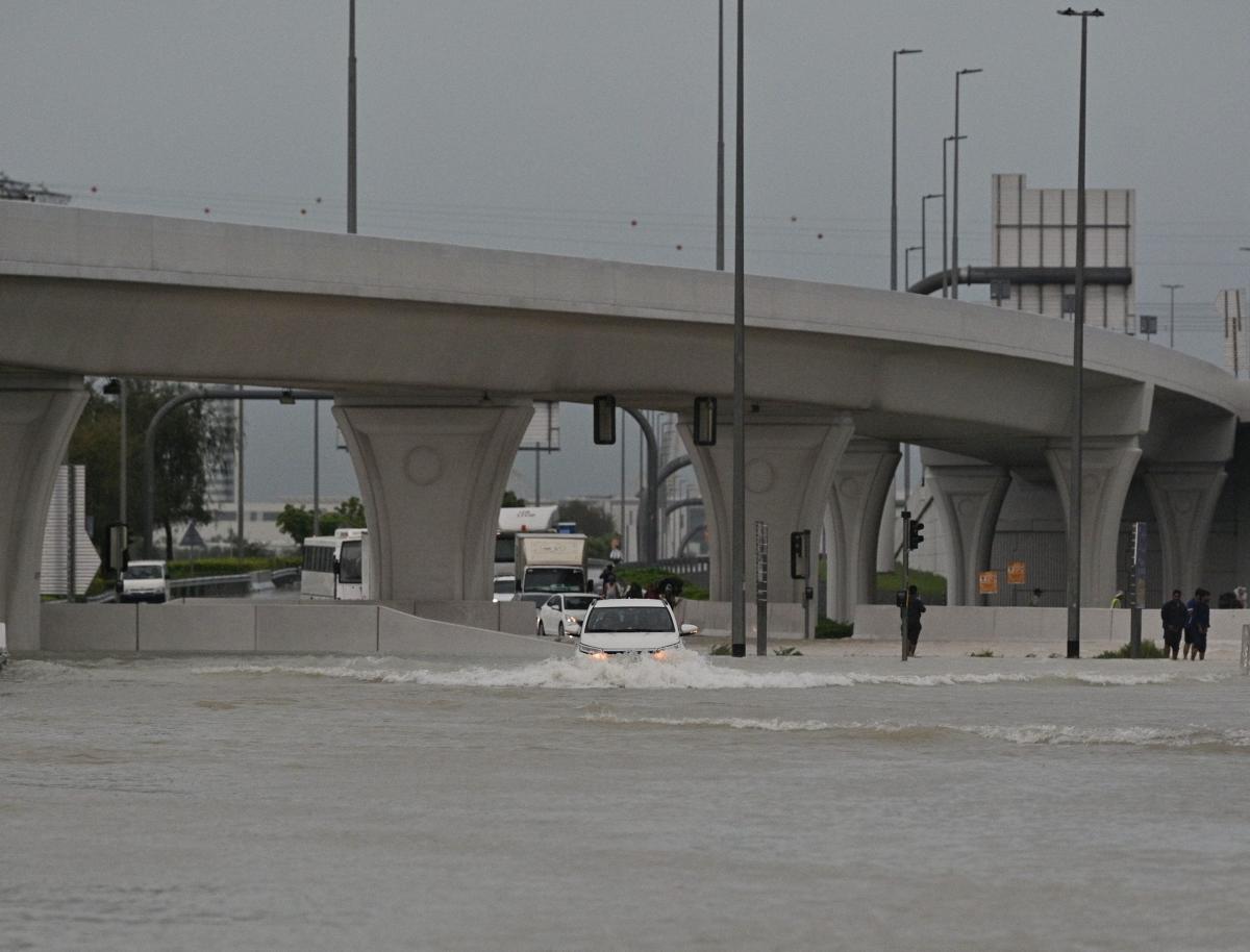 Dubai flooding prompts orders to ‘stay at home’ after city gets 2 years of rain in one day [Video]