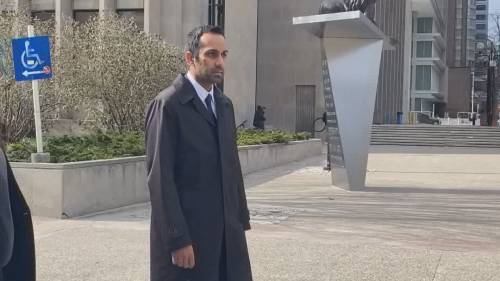 Closing arguments at the trial for man charged with first-degree murder of Toronto cop [Video]