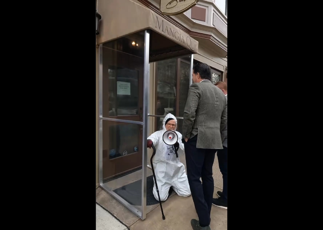 Man who blocked Harrisburg restaurant during GOP fundraiser ordered to pay fine [Video]