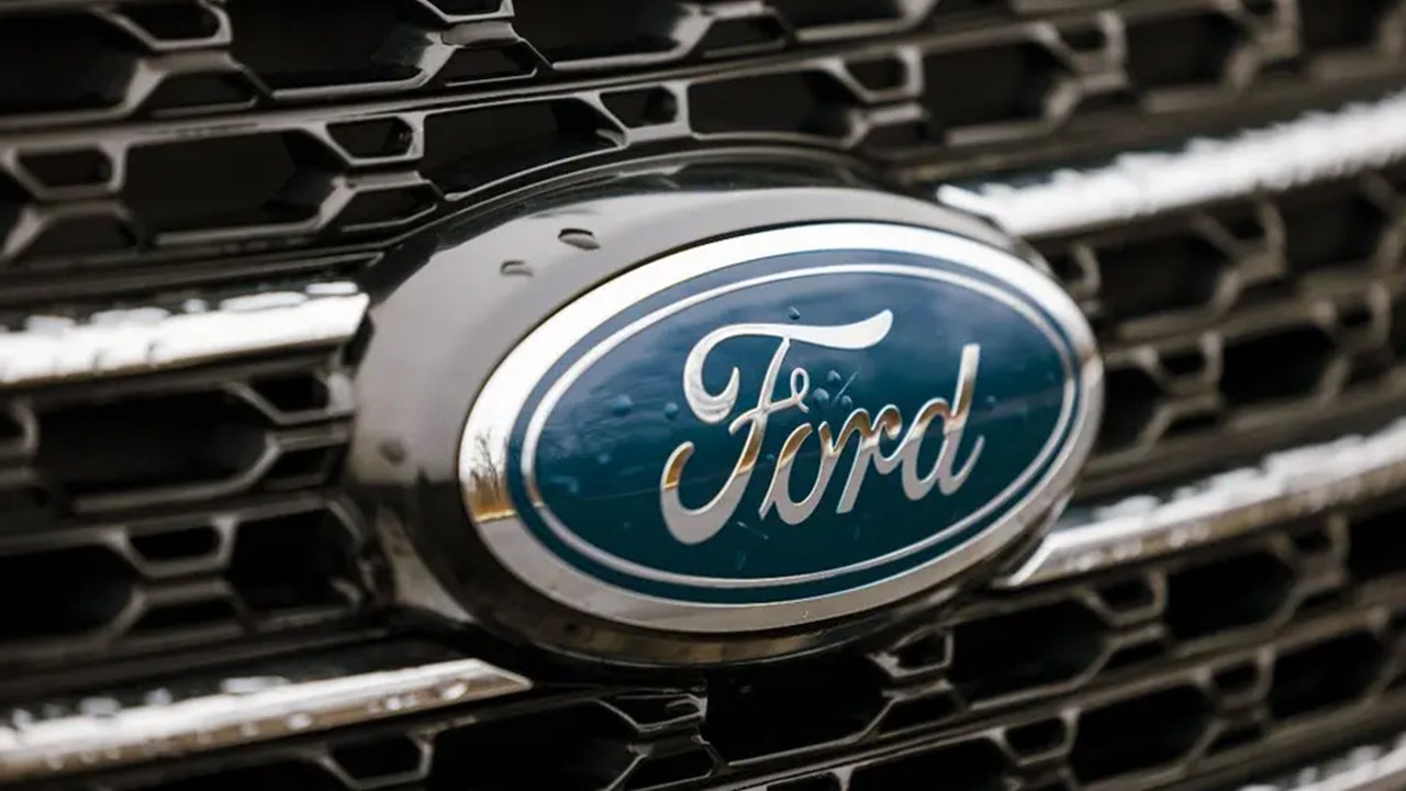 Ford recalls over 450,000 vehicles due to loss of drive power [Video]