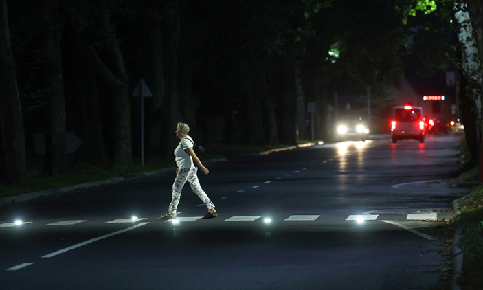 A Growing Number of Smart Pedestrian Crossings Are Making the Streets Safer [Video]