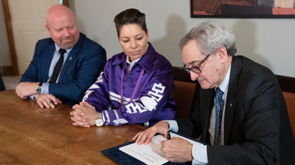 Hydro-Quebec and Kahnawake Mohawks partner to export electricity to New York State [Video]
