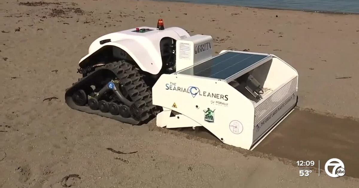 VIDEO: Watch ‘BeBot’ robot clean up litter on Belle Isle’s beach [Video]