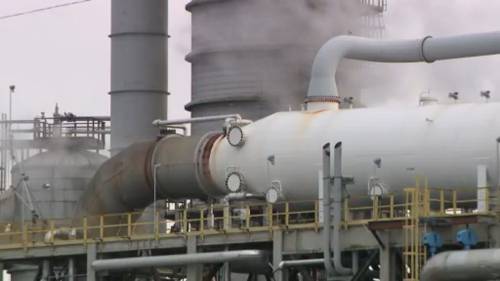 Ont. chemical plant temporarily shuts down after residents get sick [Video]