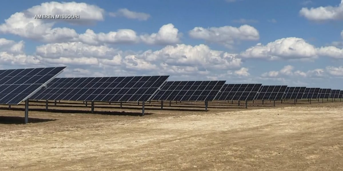 Solar energy clinic held at Illinois Central College [Video]