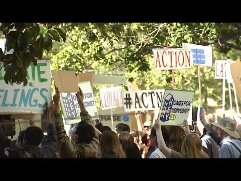 South Bay students hold rally to end fossil fuels: Here