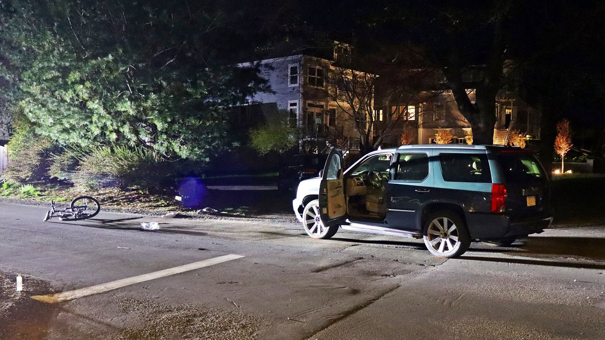 Driver arrested after crash that injured bicyclist in Hingham – Boston News, Weather, Sports [Video]
