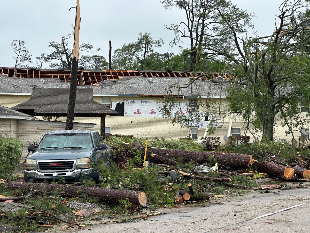 St. Tammany Parish debris clean-up deadline approaching for residents [Video]
