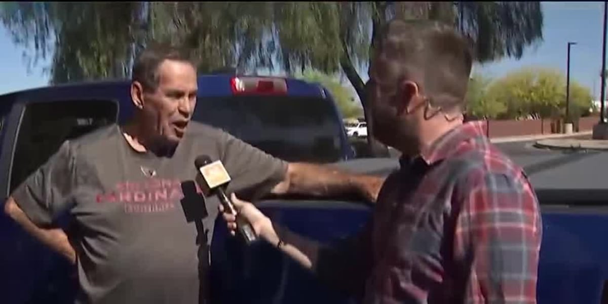 Surprise Squad returns to Frys with a gas giveaway in west Phoenix [Video]