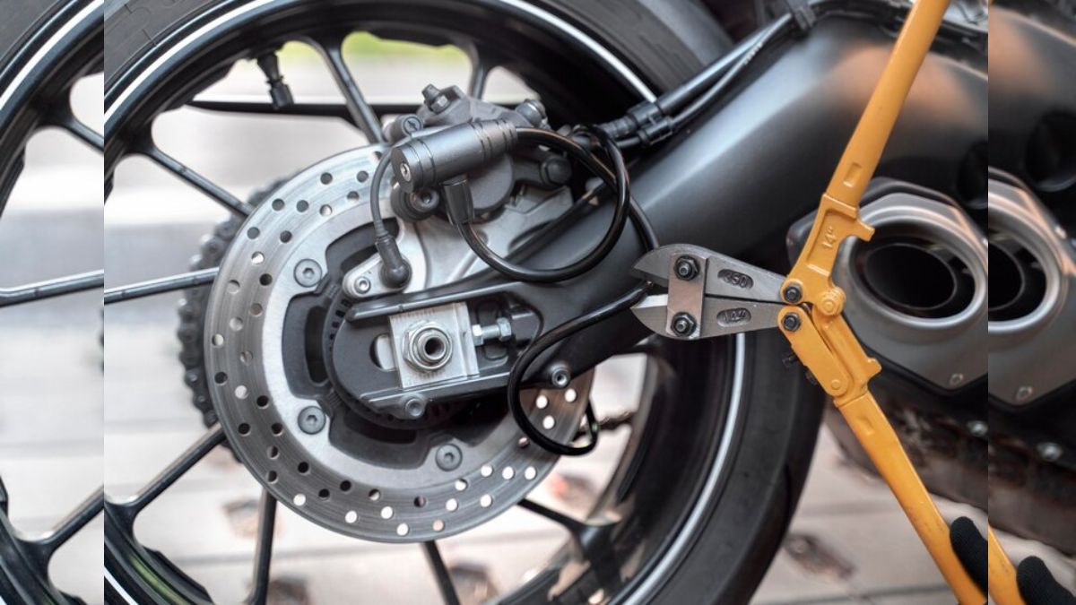 Bike Maintenance Tips In Summer: Why You Should Clean Your Bike’s Chain Set Regularly [Video]
