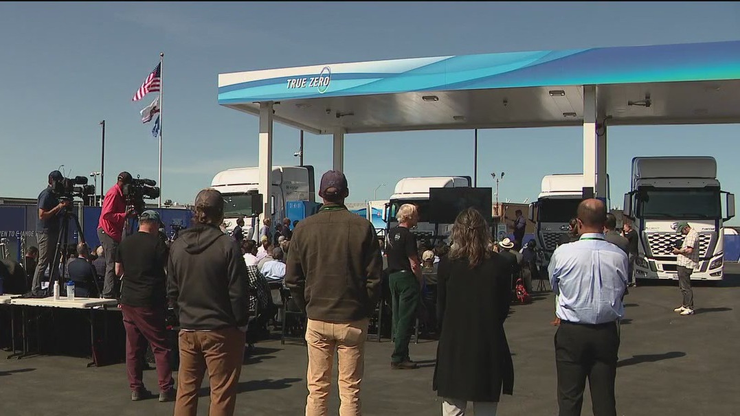 Port of Oakland opens world’s 1st commercial, zero emission truck stop [Video]