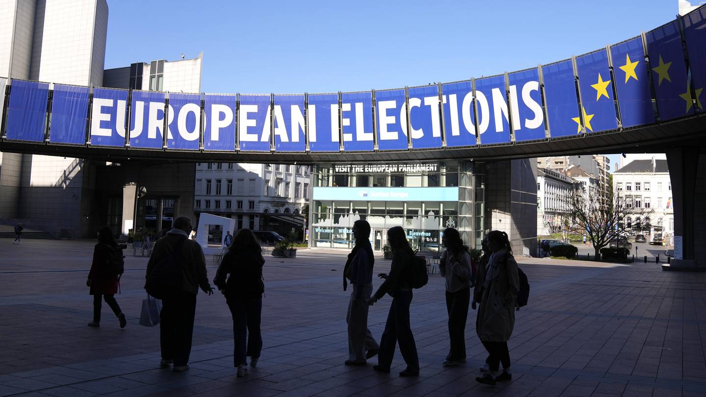 Europe Day marks 1 month till EU elections. Rise of hard right, wilting of Green Deal are possible  WFTV [Video]