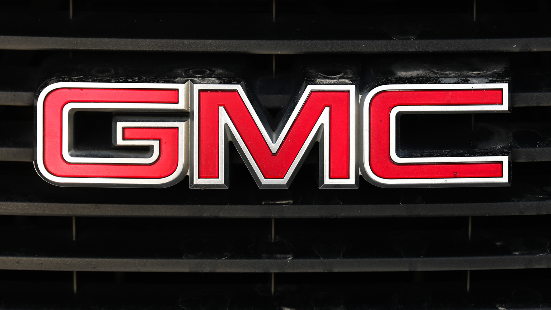 End of an era as GM discontinues iconic gas-powered sedan to ‘make room’ for EVs – 27 years after coming back from dead [Video]