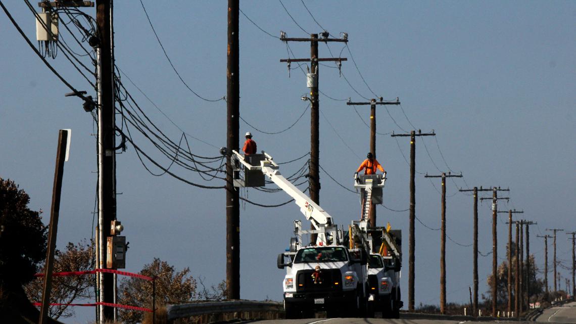 California regulators OK fixed charge to power bills [Video]