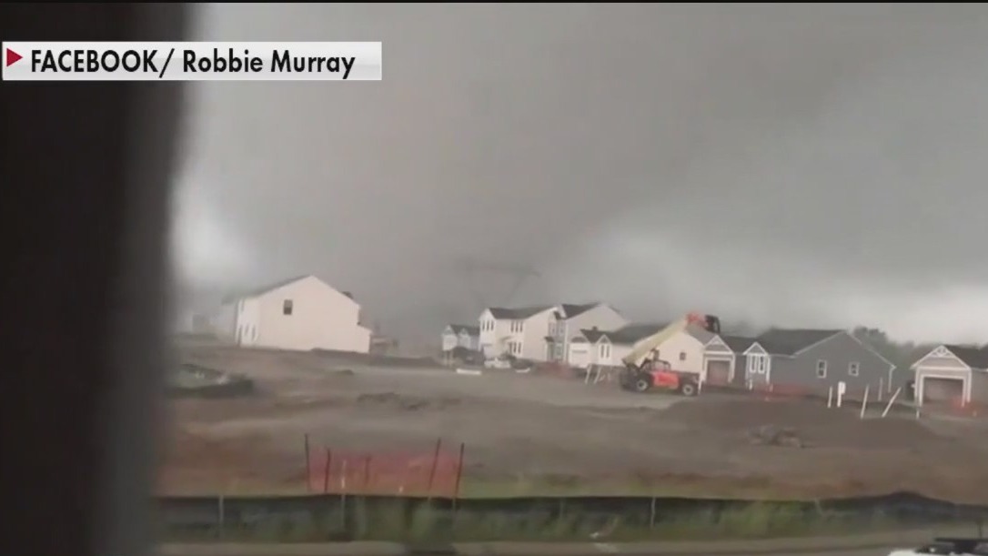 Tornadoes tear through Tennessee [Video]