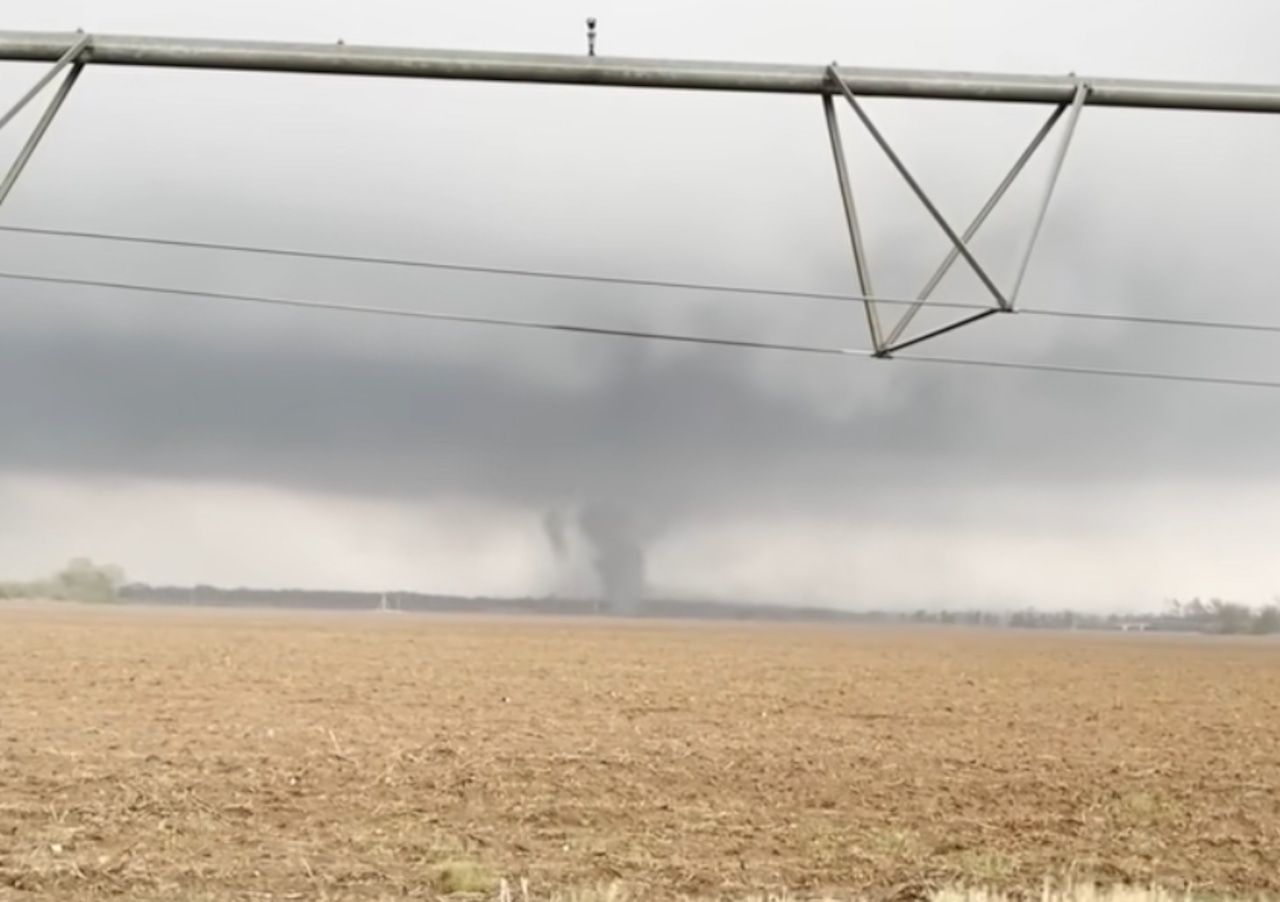 National Weather Service confirms 12 tornadoes touched down Tuesday in Ohio [Video]