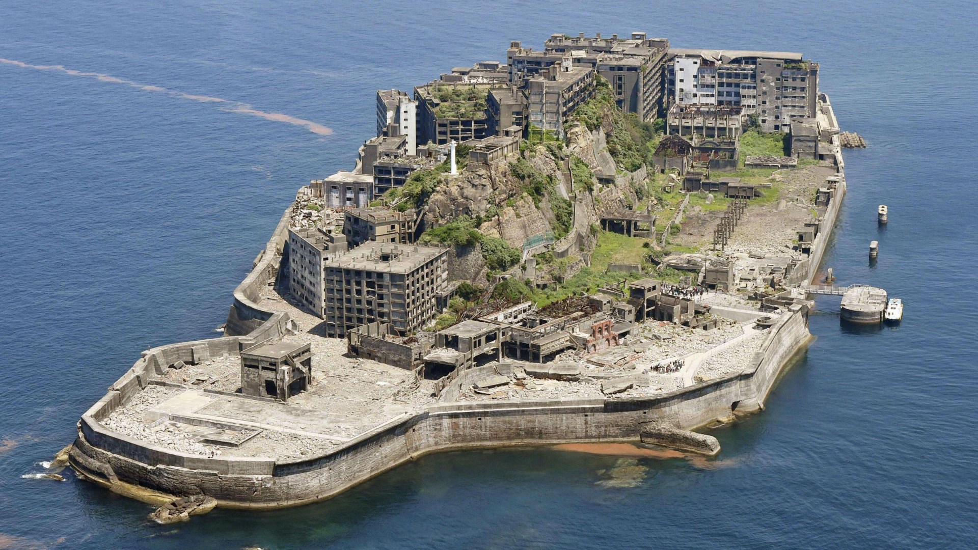 Inside world’s ‘creepiest’ abandoned island where thousands starved to death & homes were left to rot off Japan coast [Video]