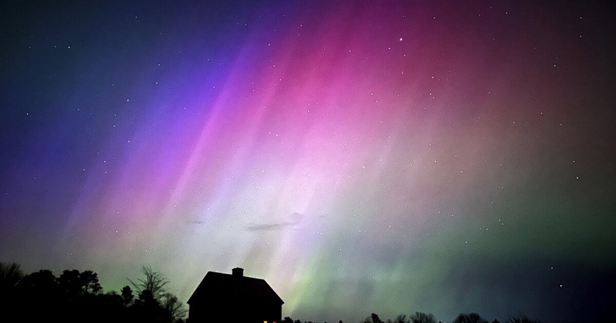 Solar storm hits Earth, producing colorful light shows as far south as Alabama [Video]