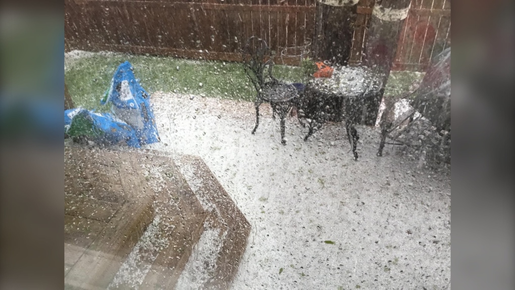 Severe thunderstorm warning in Winnipeg, hail reported in parts of city [Video]