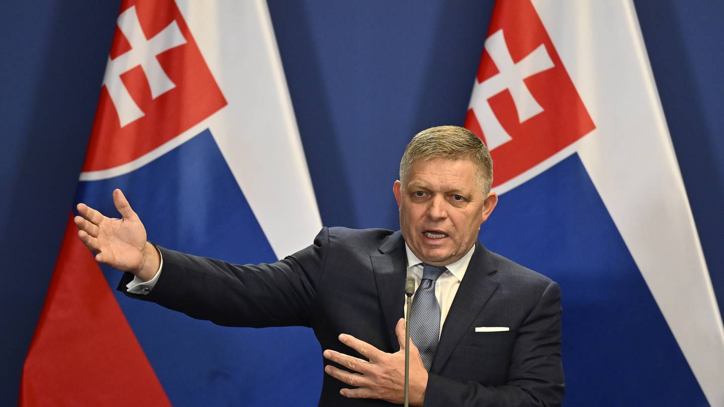 Slovak prime minister underwent another operation, remains in serious condition  WHIO TV 7 and WHIO Radio [Video]
