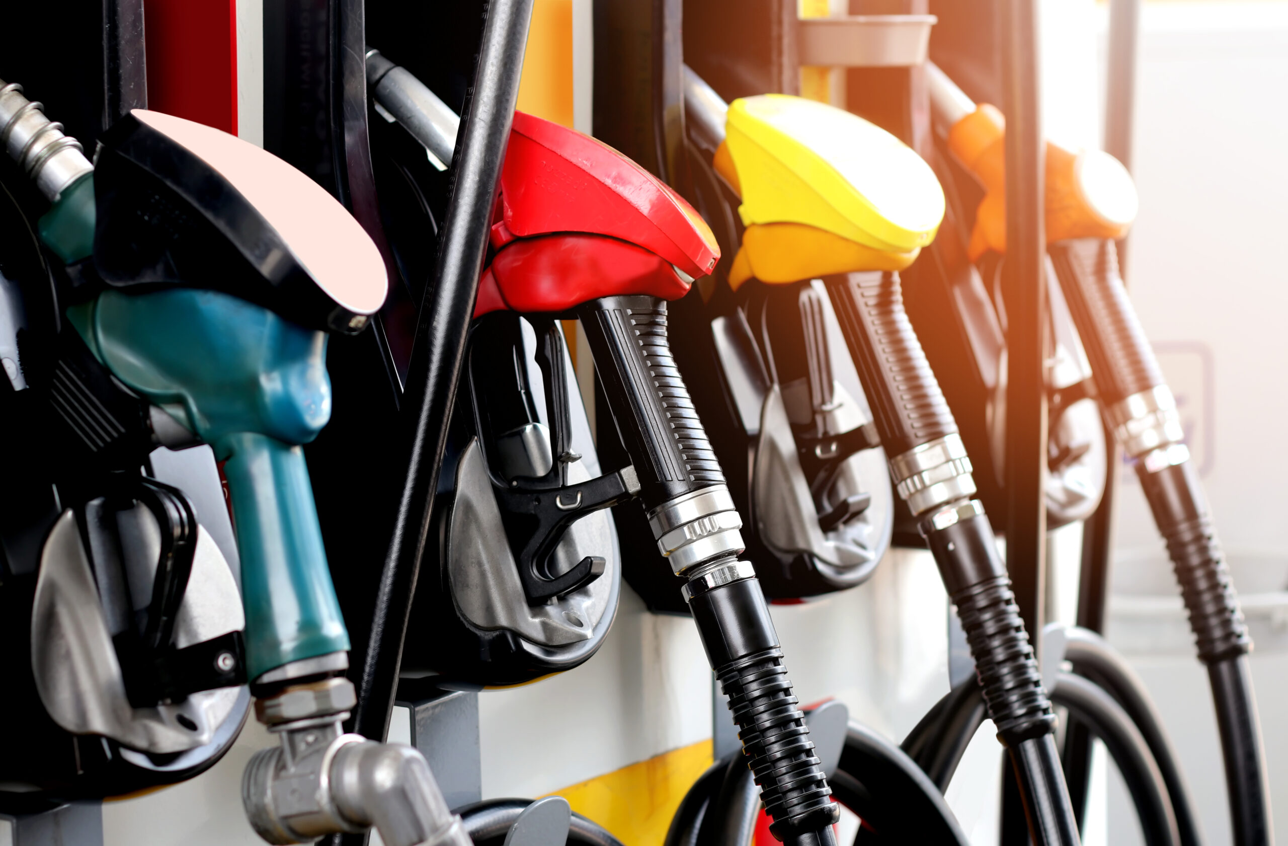 Gas Prices Fall – Explore SE Iowa [Video]