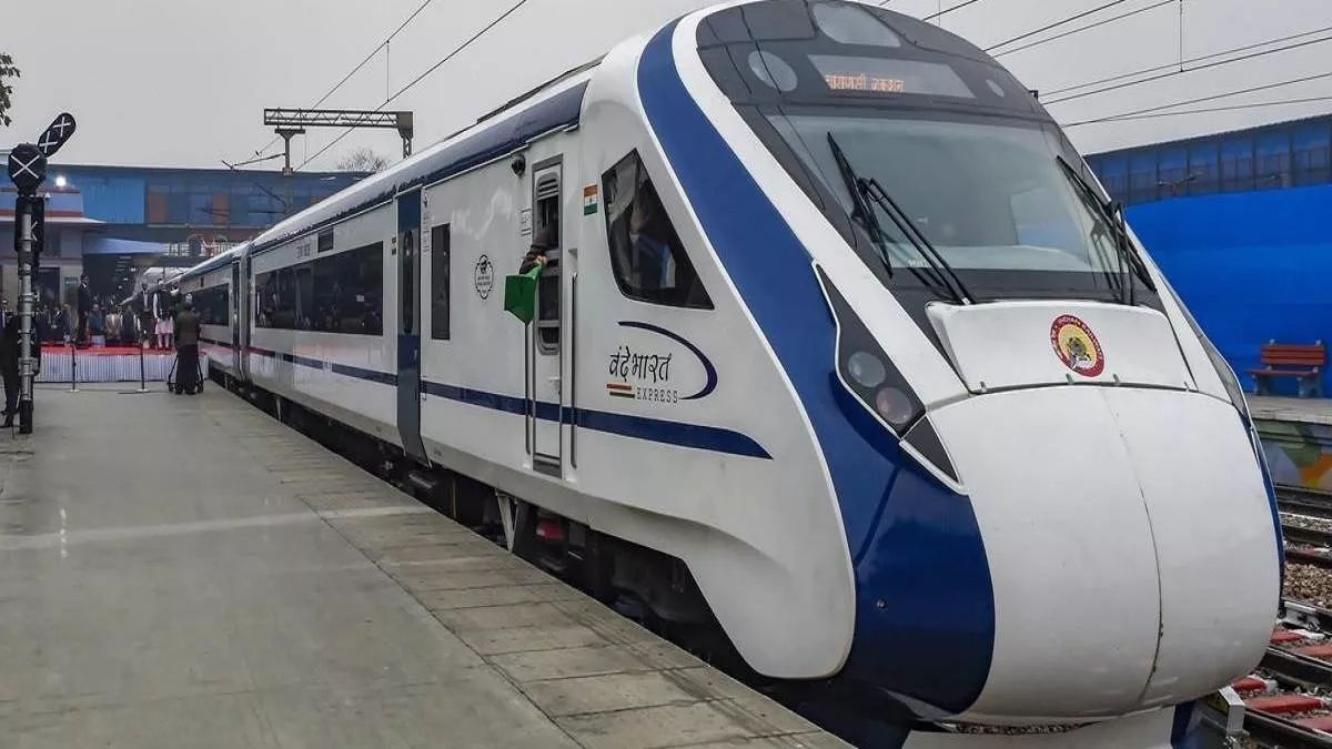 Mumbai-Ahmedabad Vande Bharat Express To Be Launched Soon; Know Timings, Route, Other Details [Video]