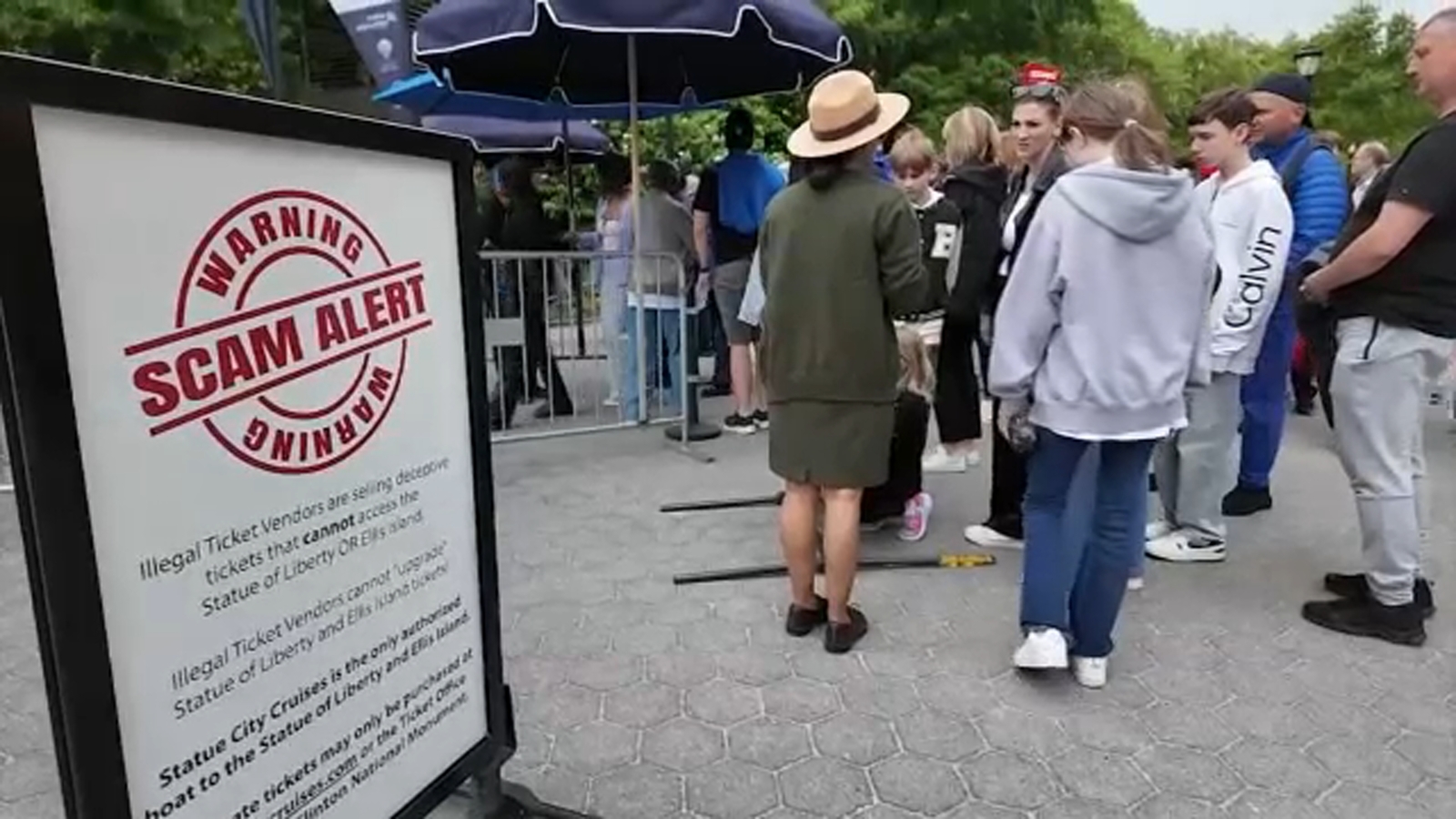 Battery Park scam alert: Statue of Liberty ticket scammers preying on tourists [Video]