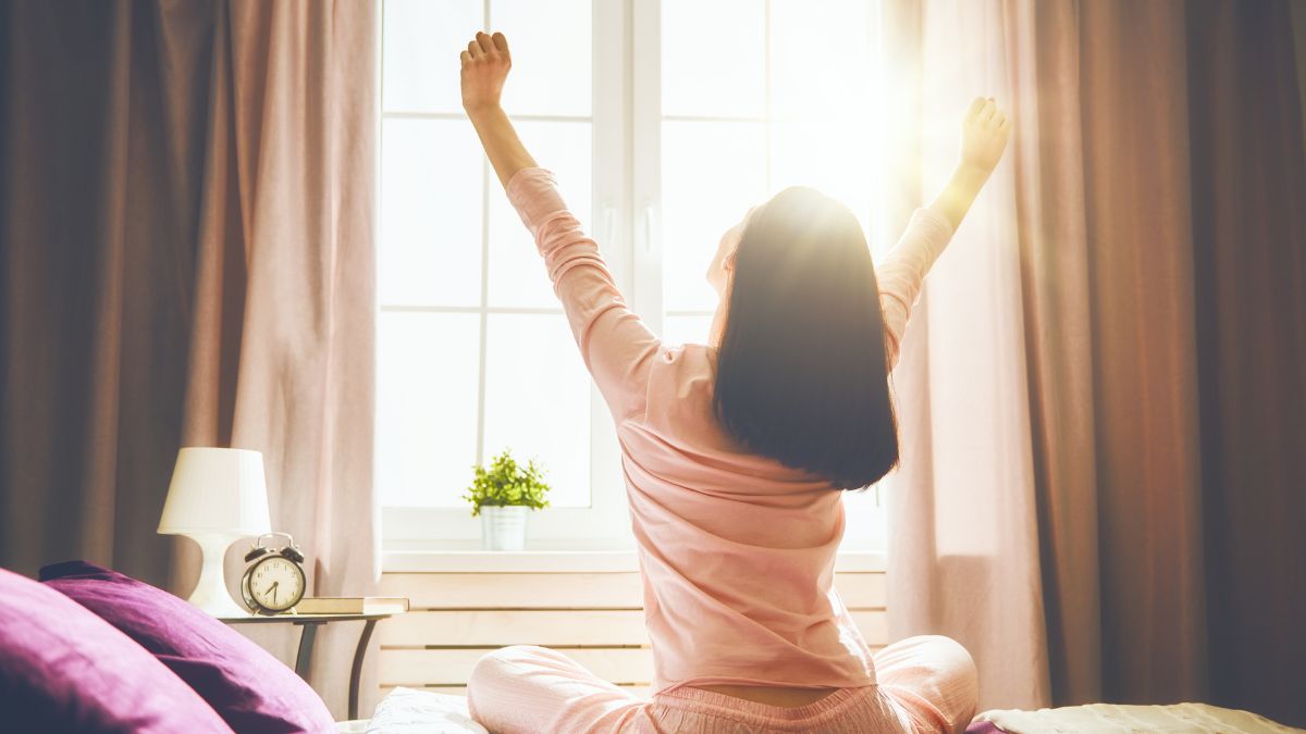 5 Mood-Boosting Habits To Practise To Stay Energised In The Morning [Video]